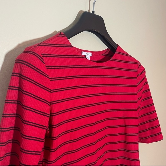 LSTRIPED Short sleeve T-Shirt Ardene | Black & Red - Picture 4 of 5